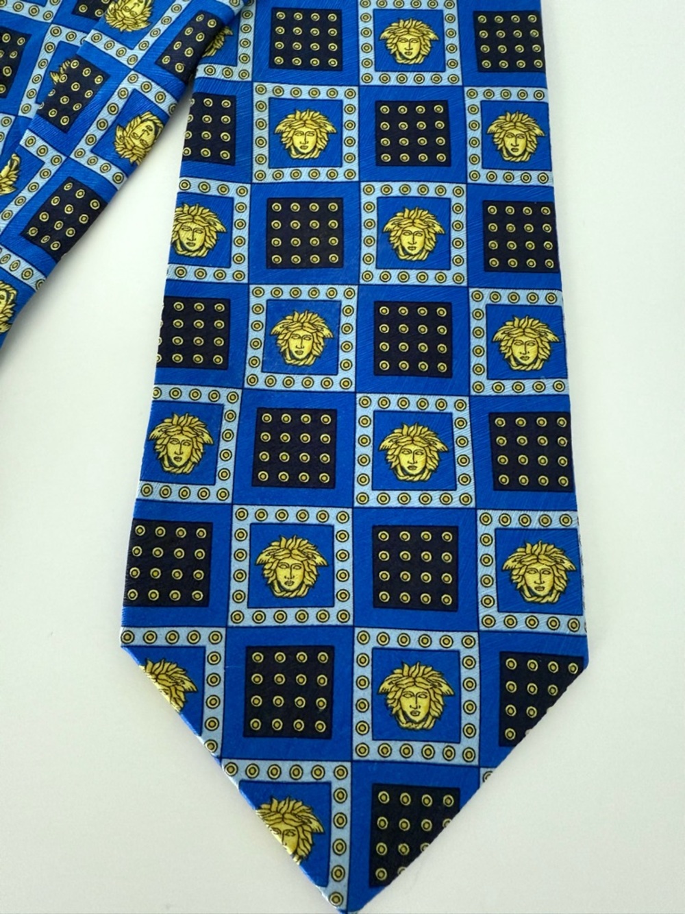EUC Gianni Versace Vintage Silk Tie with Iconic Medusa Head logo